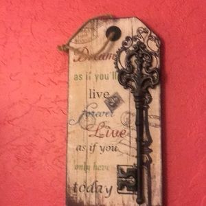Key wall picture